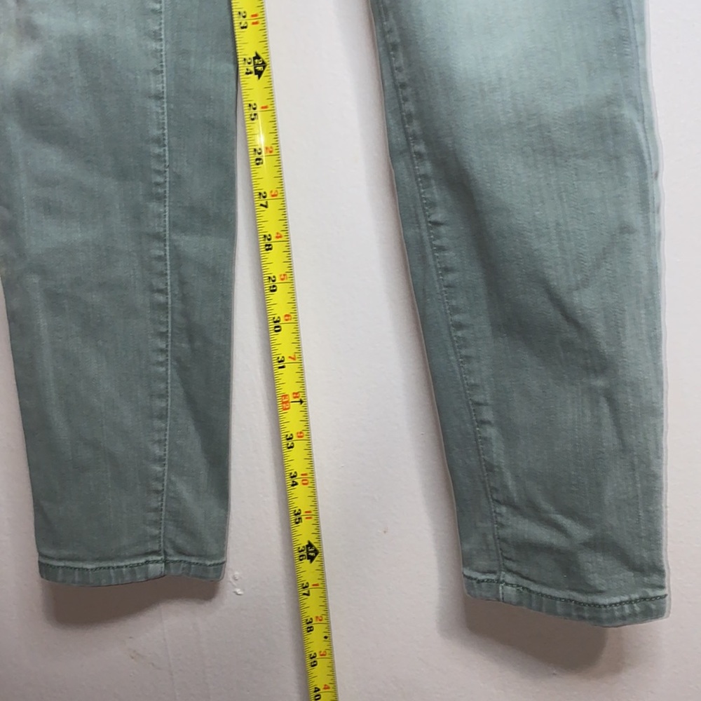 🛍️Light green high rise skinny jeans! - Picture 8 of 8